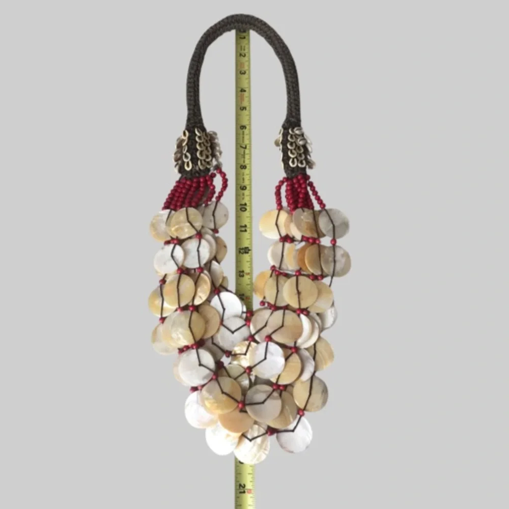 ‼️💥PRICE DROP ☄️ Handmade decorative necklaces with shells and wooden beads.